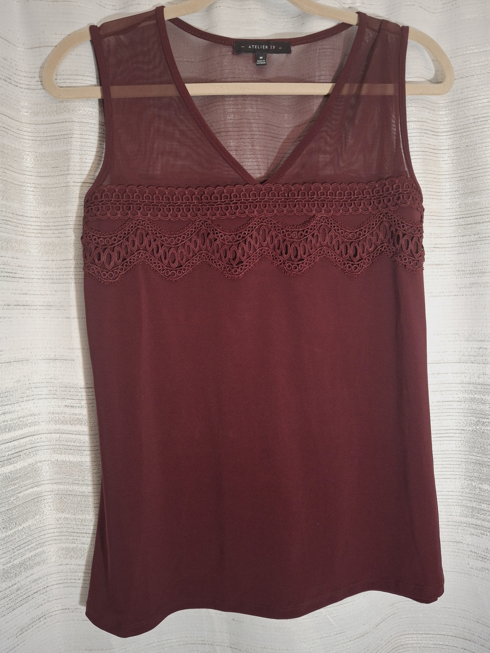 Atelier 29 Burgundy Lace-Trim Sleeveless Top Medium